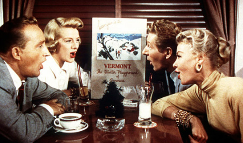 Bing Crosby, Rosemary Clooney, Danny Kaye and Vera Ellen in White Christmas
