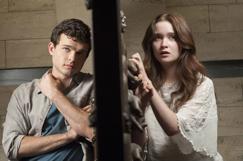 Alden Ehrenreich and Alice Englert in Beautiful Creatures