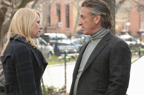 Naomi Watts and Sean Penn in Fair Game